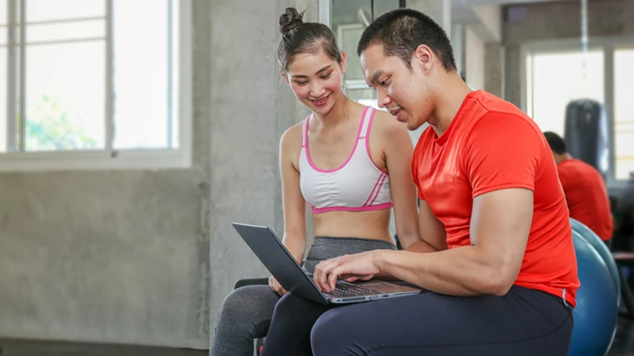 Who uses management software